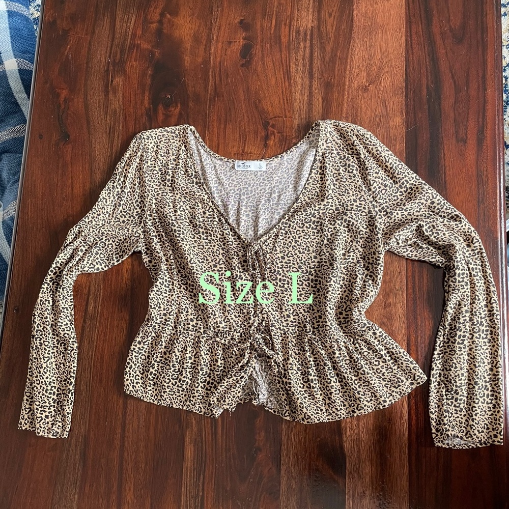 Hollister Top